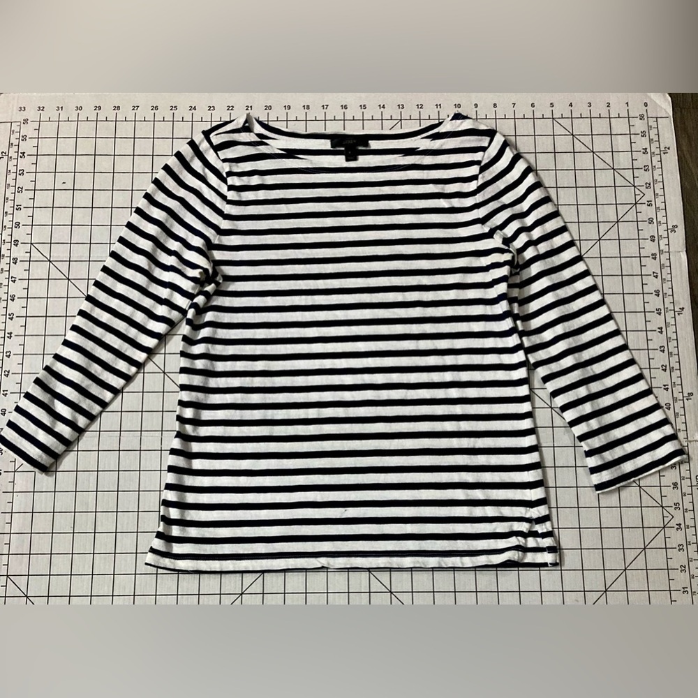 J. Crew Women’s Size Small Navy/White Striped Lightweight‎ Sweater